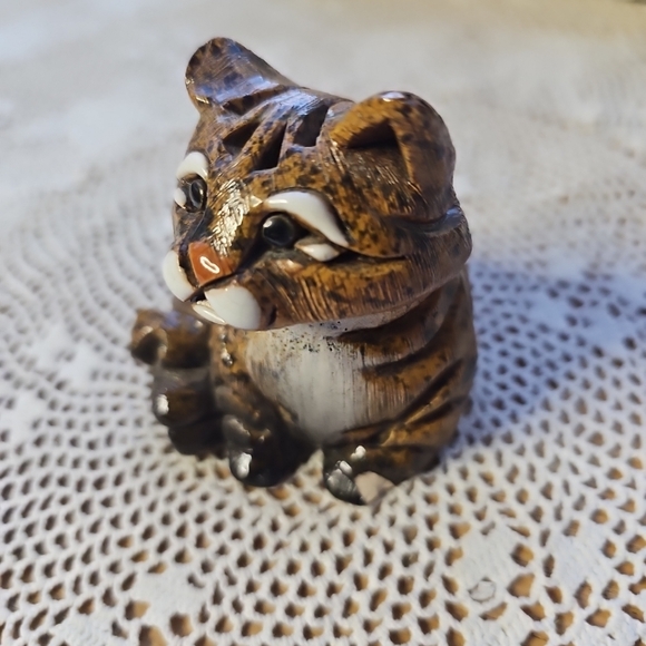 Vintage Artesania Rinconada Tabby Cat Figurine Uruguay Clay Ceramic 3" Chip Paw - Picture 3 of 14